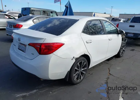 2017 Toyota Corolla Se z USA, uszkodzony, nr VIN 5YFBURHE5HP609460